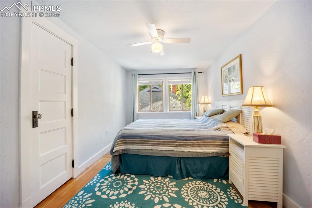 Image 15 of 47: Upstairs