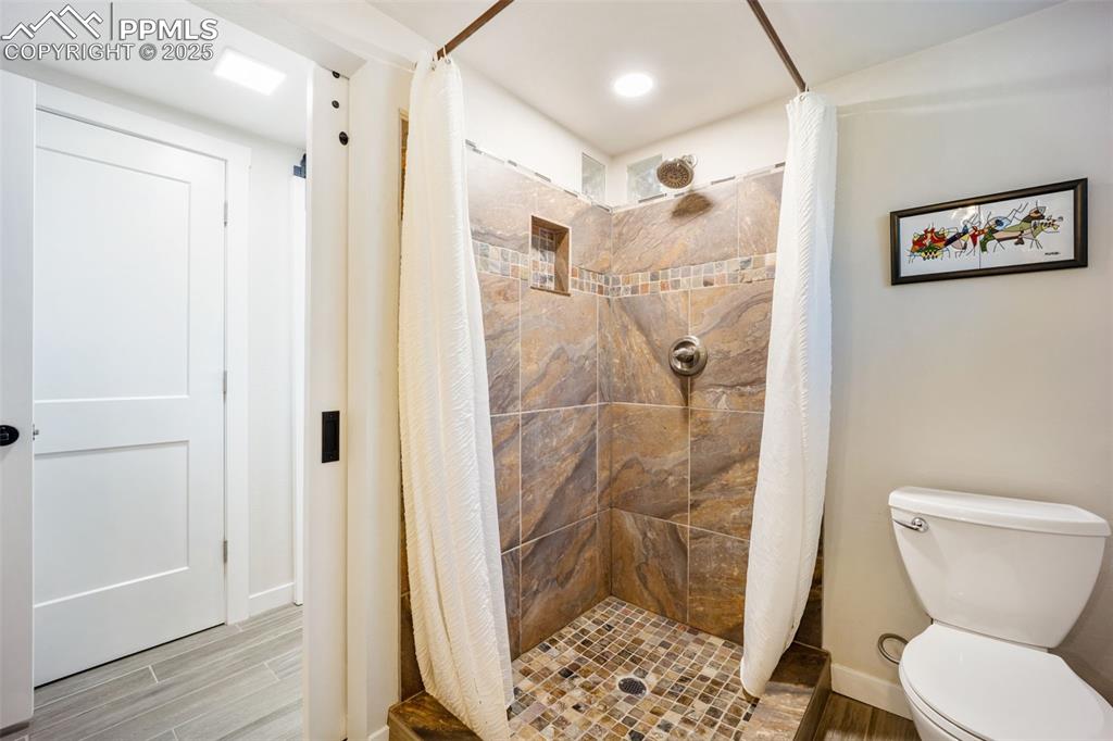 Image 22 of 47: Lower Level