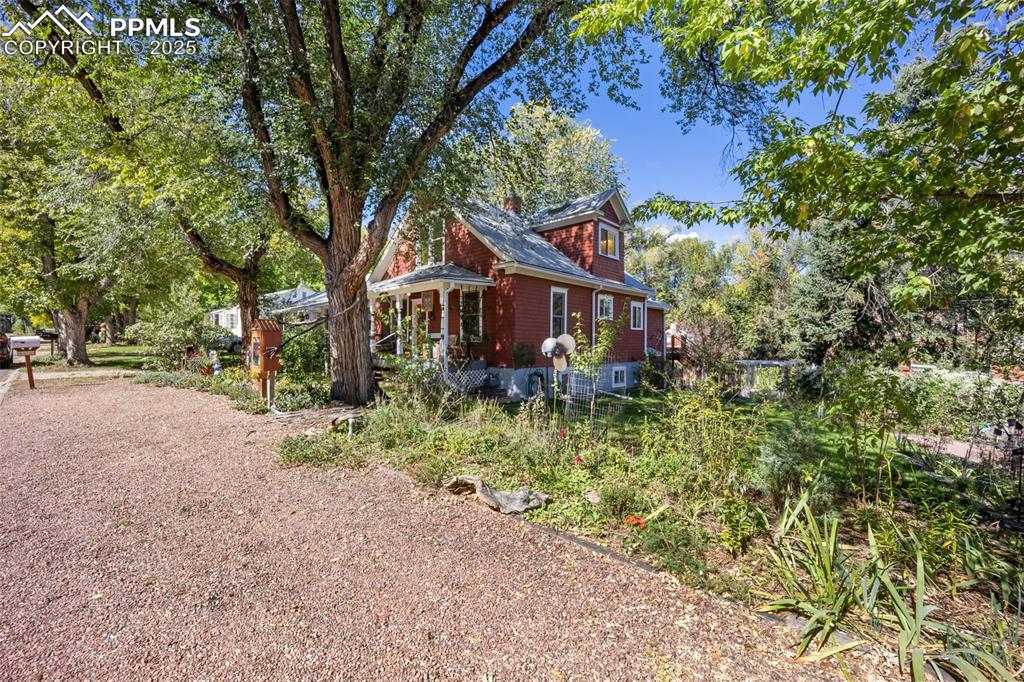 Image 29 of 47: Side of Structure