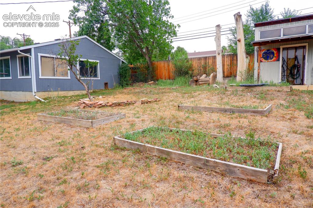 Image 26 of 38: garden beds