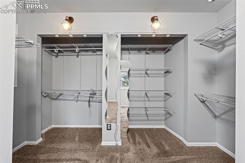 Image 12 of 20: Closet