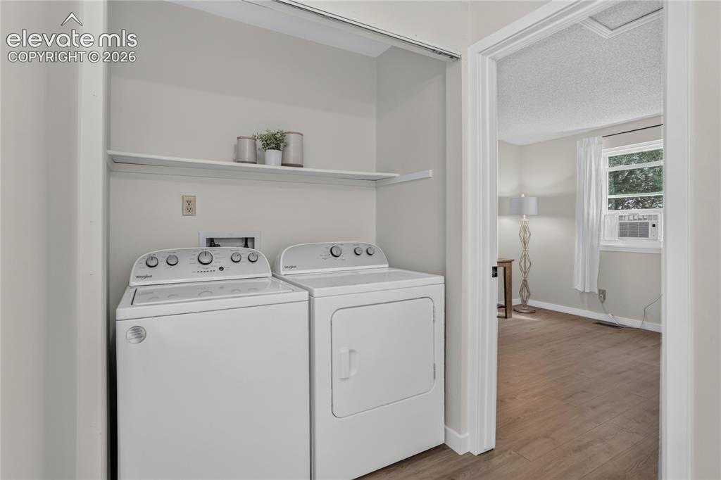 Image 17 of 25: Convenient upper level laundry