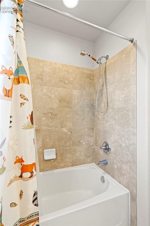 Image 29 of 48: Main Level Bathroom Shower
