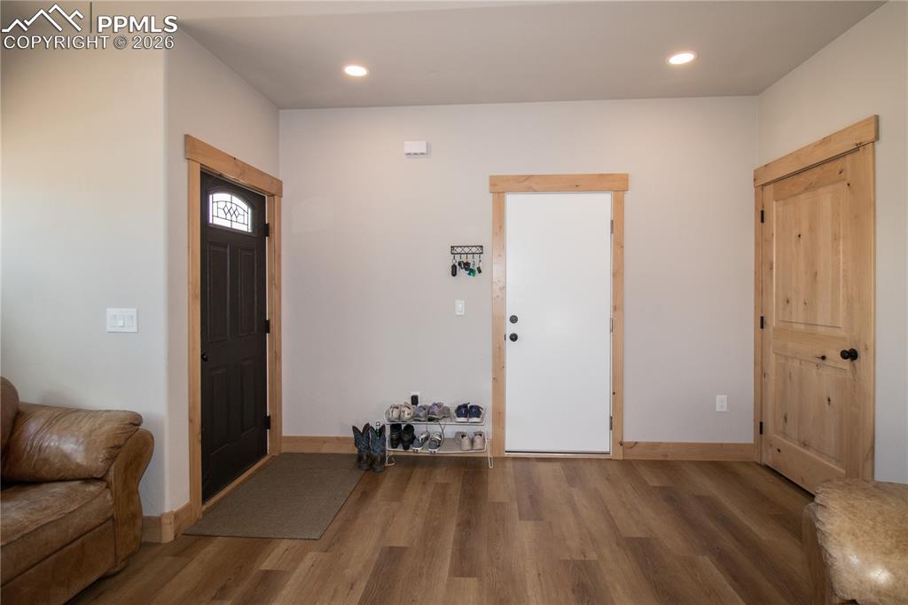 Image 5 of 26: Entry