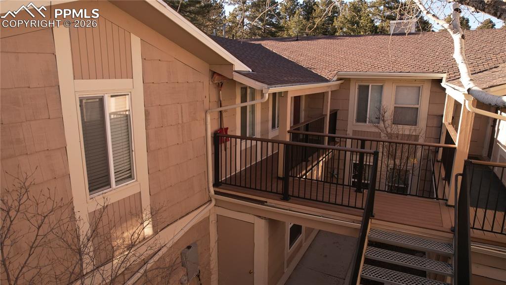 Image 38 of 39: Side of Structure