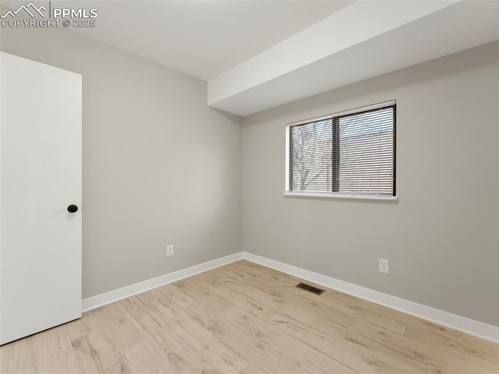 Image 26 of 36: Third bedroom