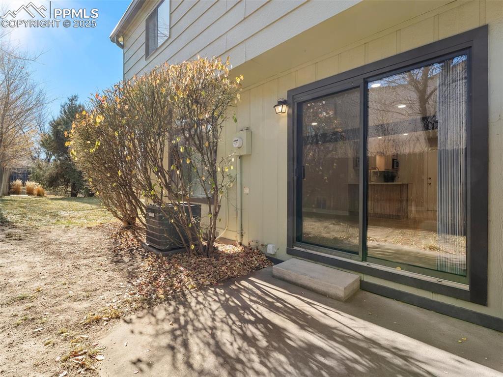 Image 32 of 36: Doorway to property