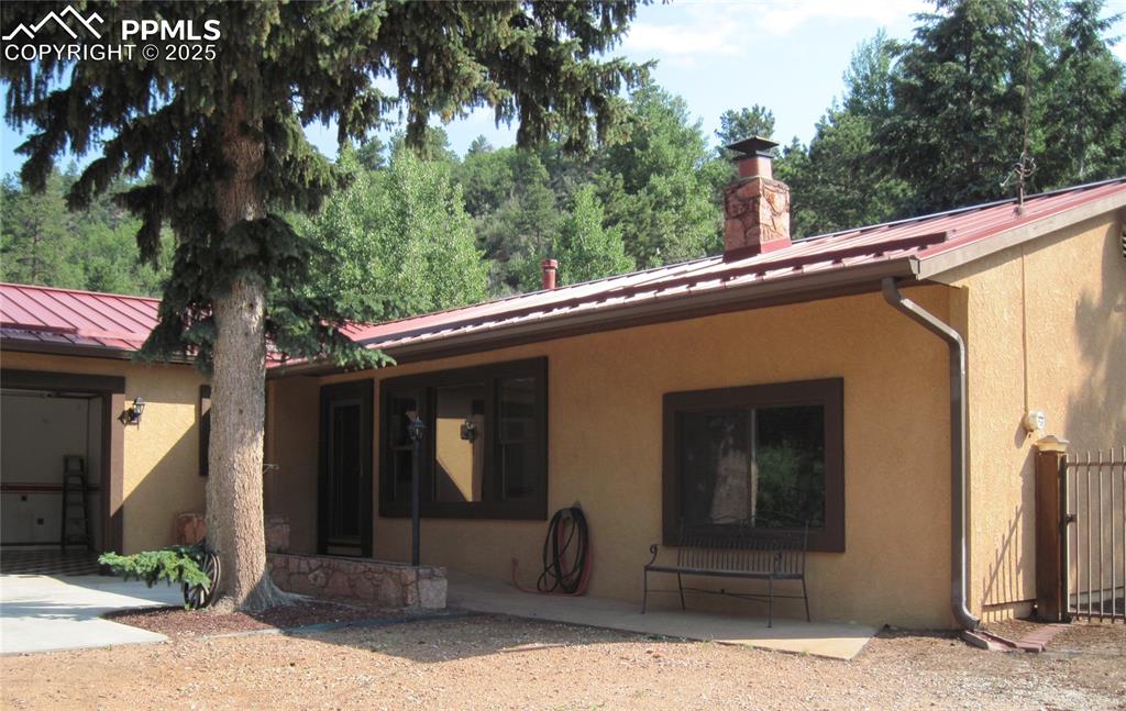 Image 6 of 36: Front of Structure