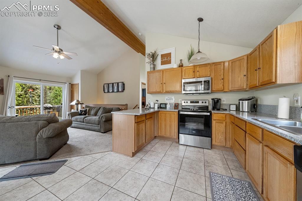 Listing 3935810, Image 9 of 33