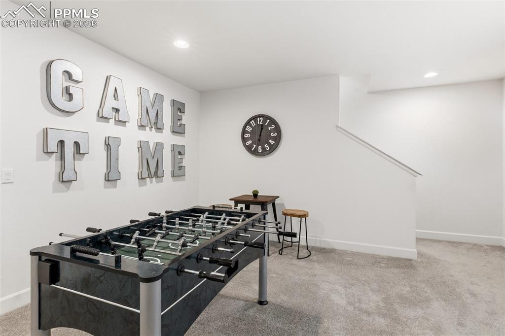 Image 18 of 30: Family Room