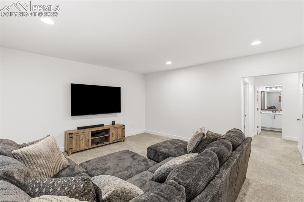 Image 21 of 30: Family Room