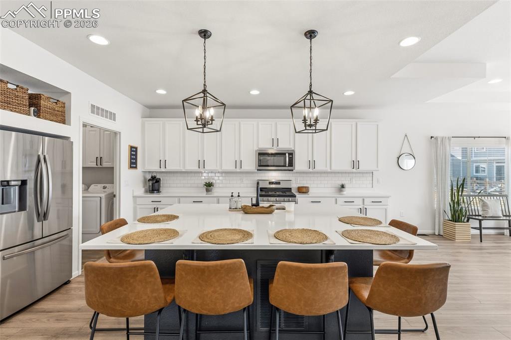 Image 5 of 30: Kitchen