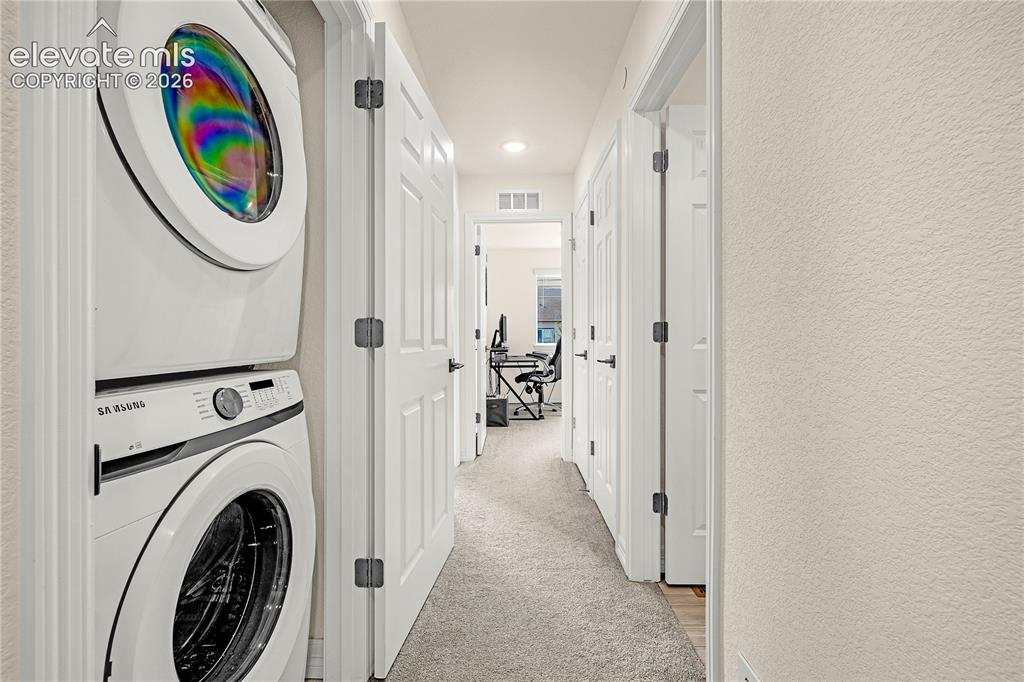 Image 17 of 24: Laundry