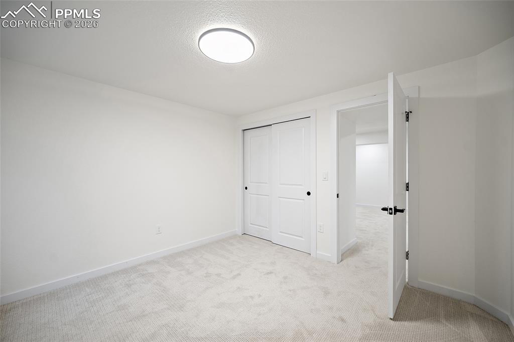 Image 31 of 46: Bedroom