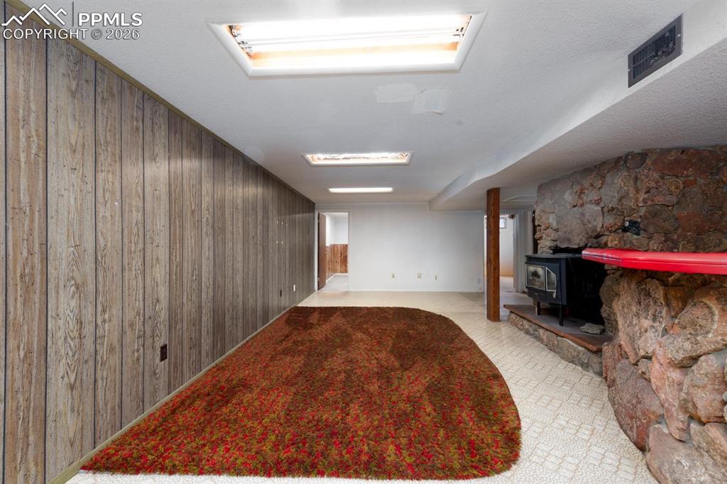 Image 22 of 34: Basement