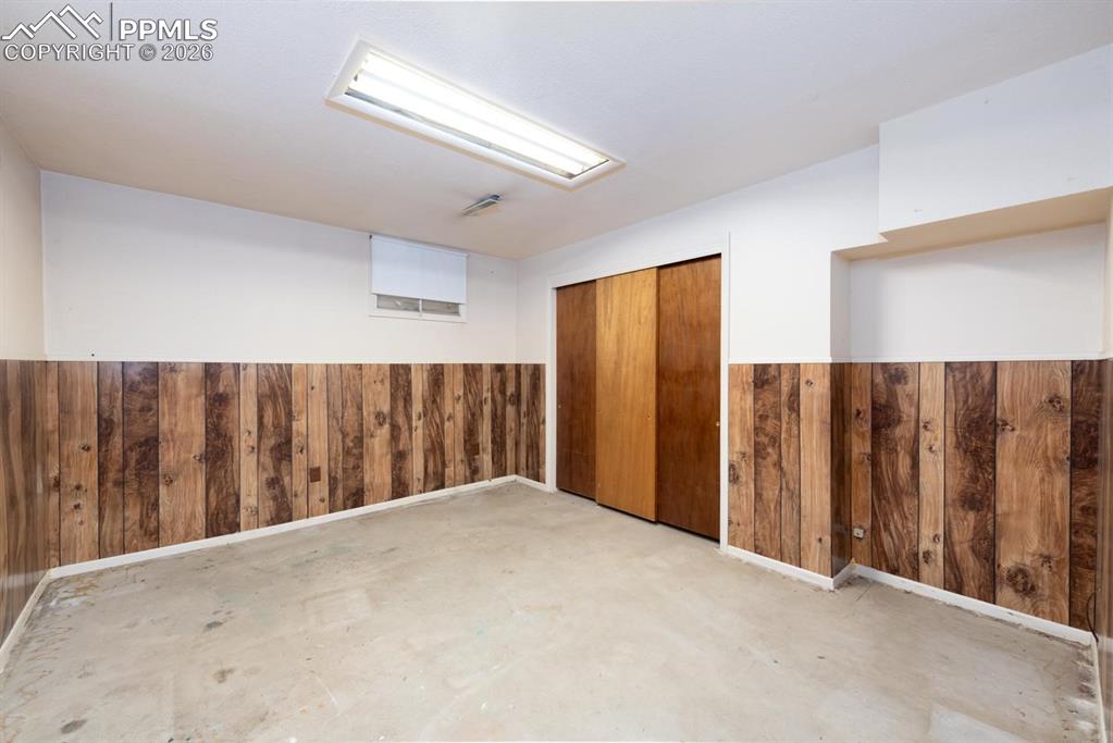 Image 26 of 34: Bedroom 4