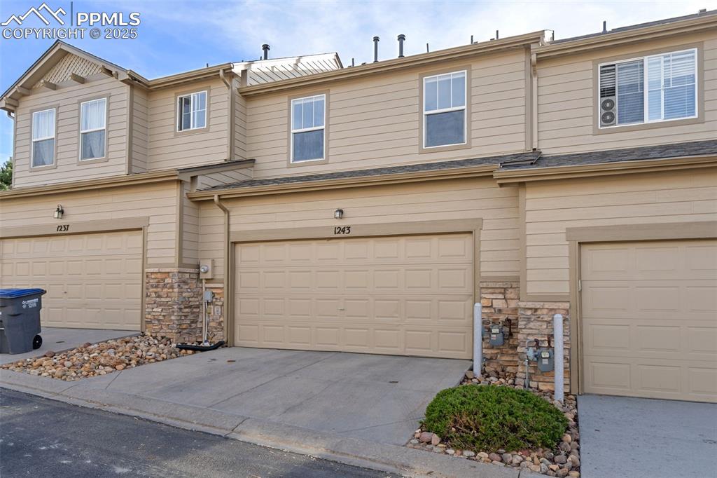 Image 27 of 34: Front of Structure