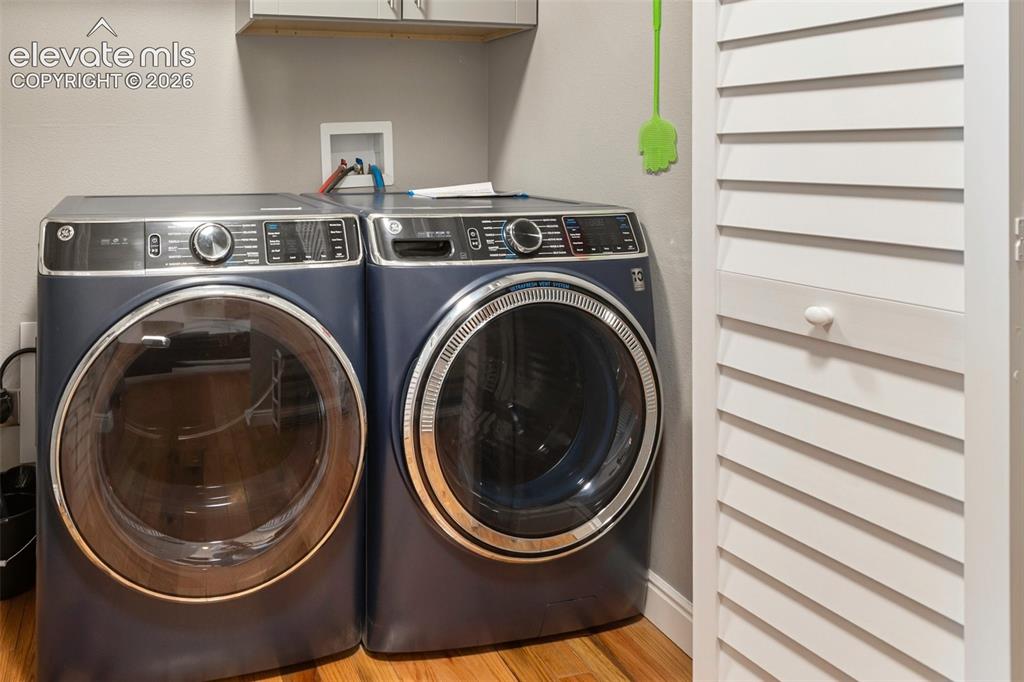 Image 26 of 30: Laundry