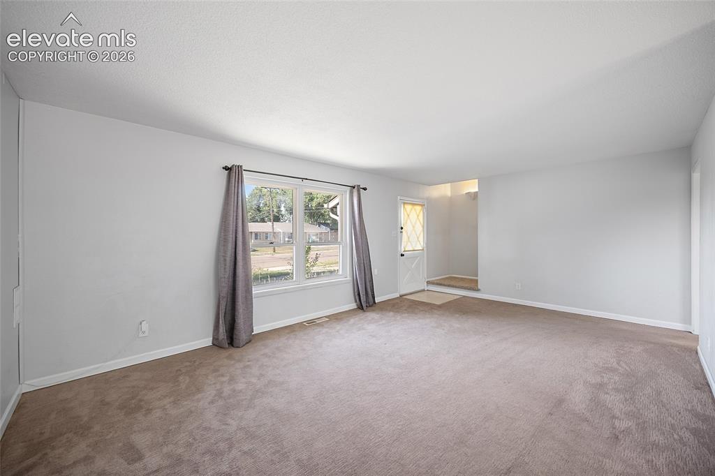 Image 8 of 27: Living Room