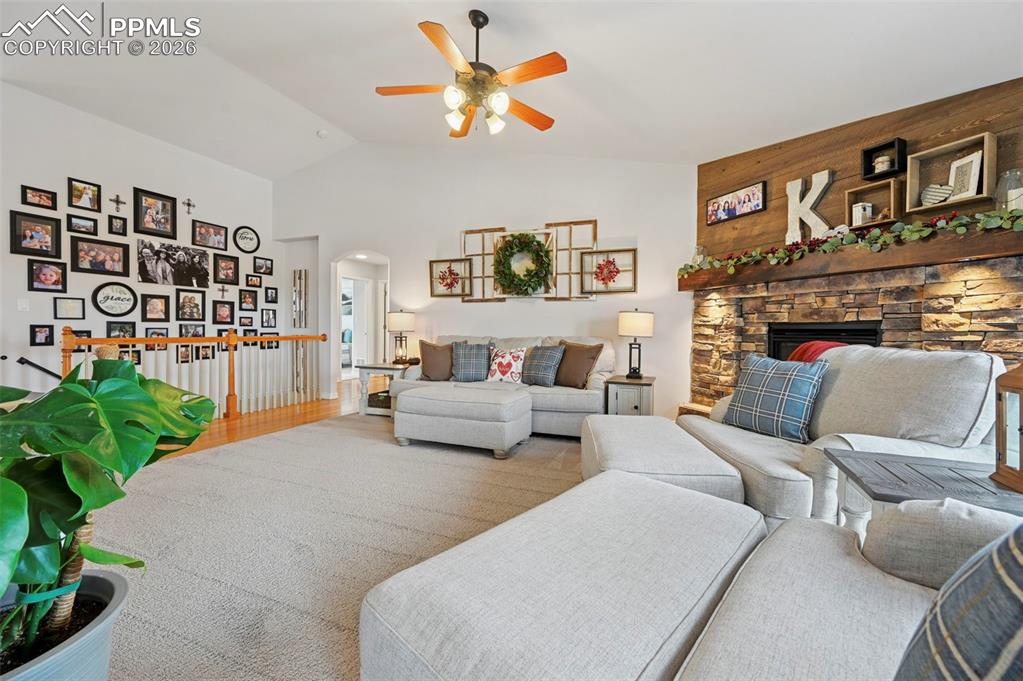 Image 16 of 50: Living Room