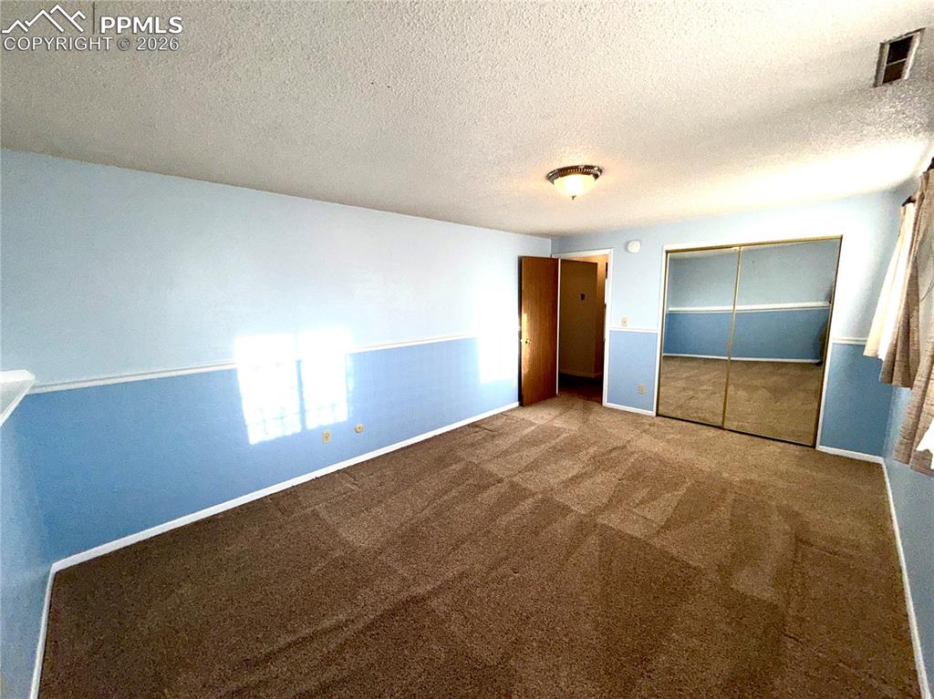 Image 30 of 41: Bedroom