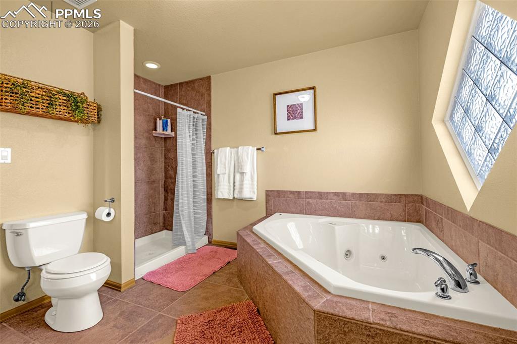 Image 18 of 50: No Description Available