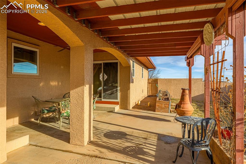 Image 41 of 50: No Description Available