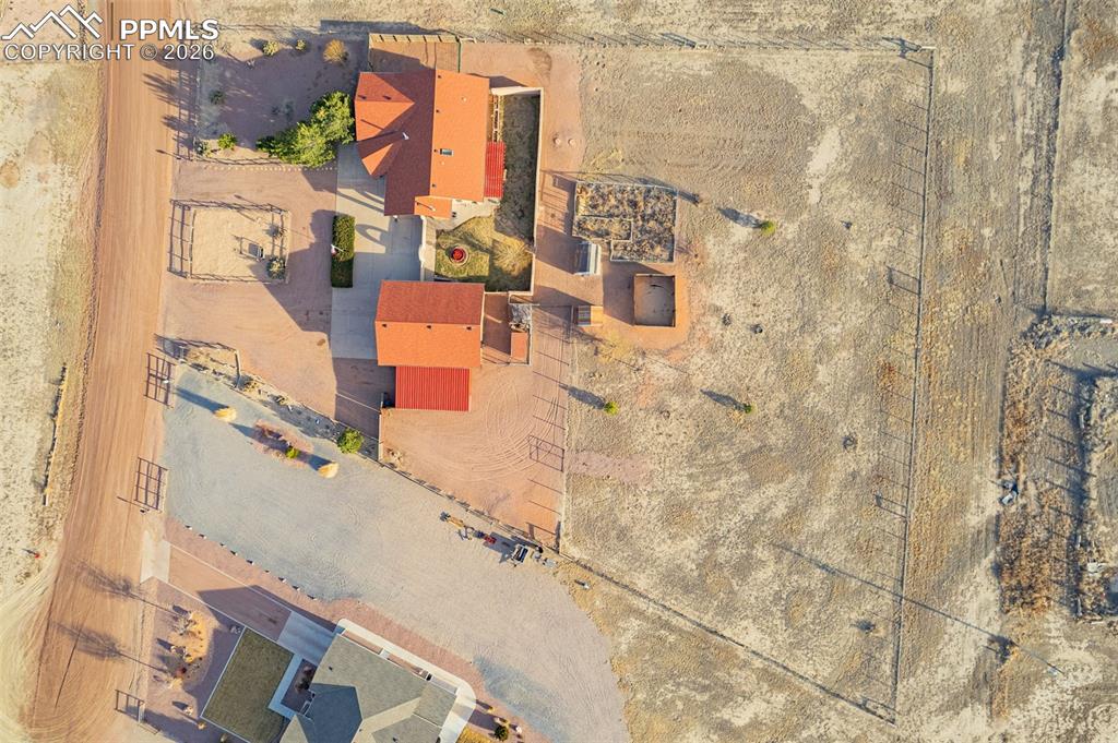 Image 45 of 50: No Description Available