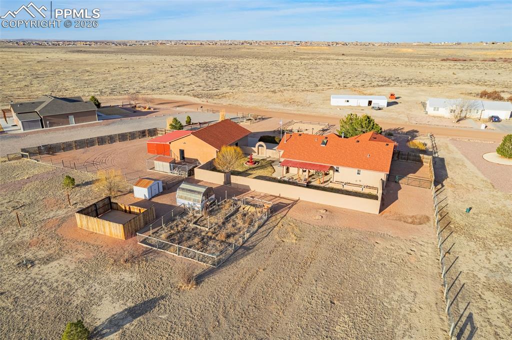 Image 48 of 50: No Description Available