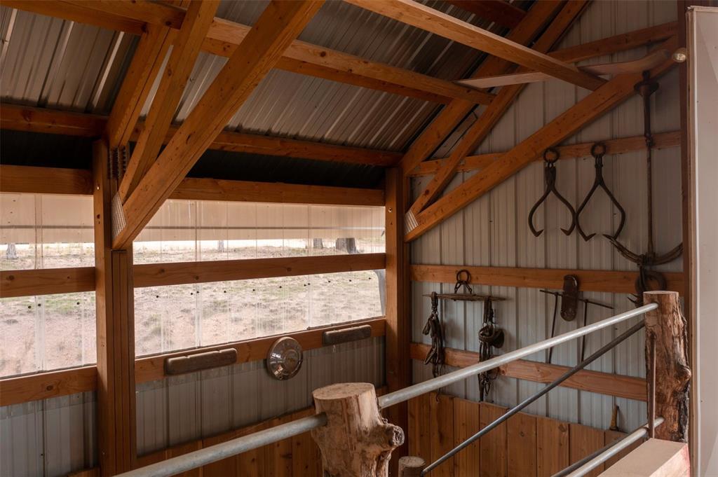 Image 42 of 50: Stable