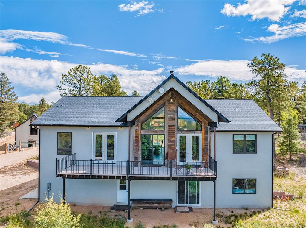 Image 48 of 50: Back of Structure