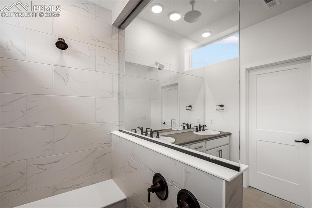 Image 23 of 39: Master Bathroom