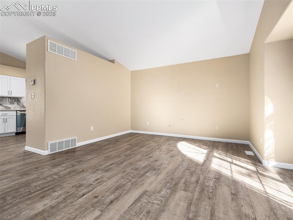 Image 3 of 37: Living Room