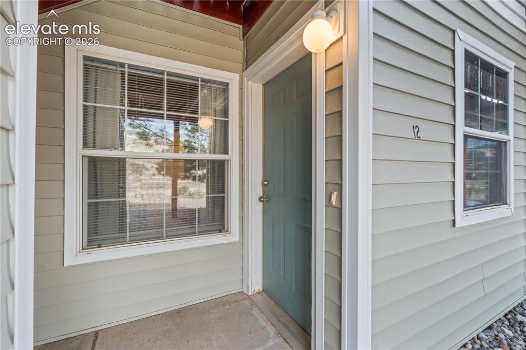 Image 2 of 15: Entry
