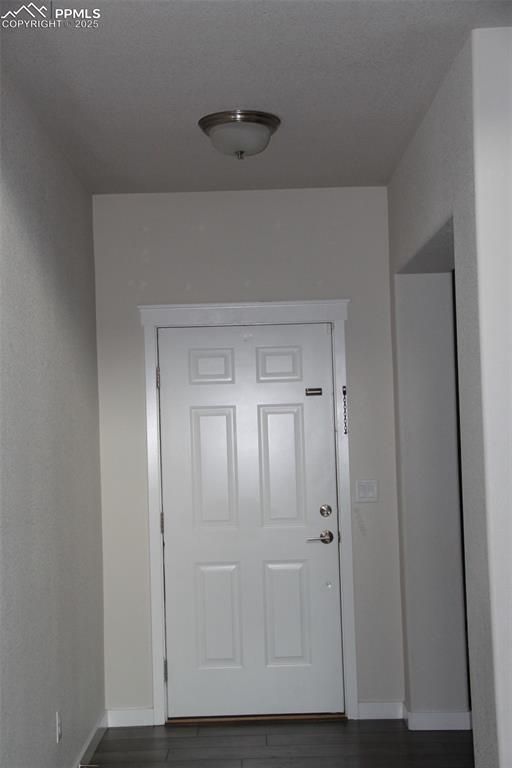 Image 6 of 50: Entry