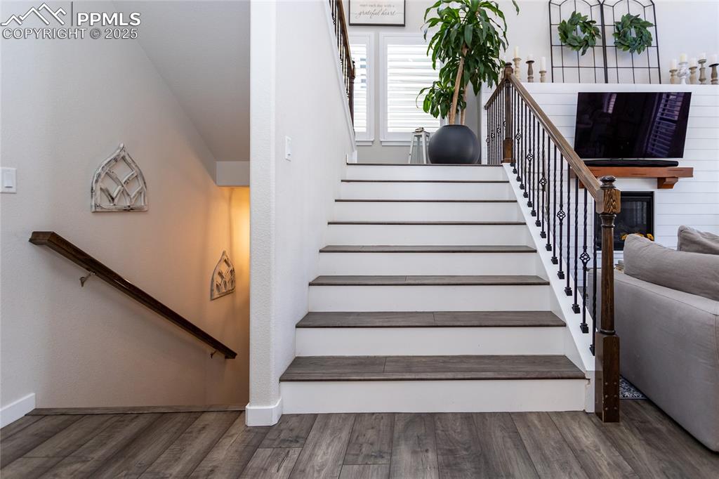 Image 7 of 50: Other