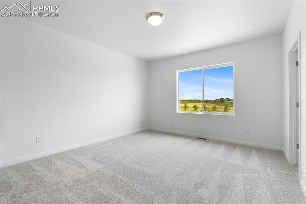 Image 20 of 37: Master Bedroom