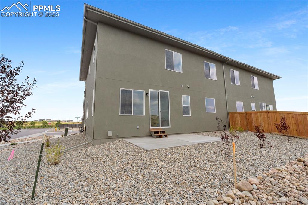 Image 35 of 37: Back of Structure