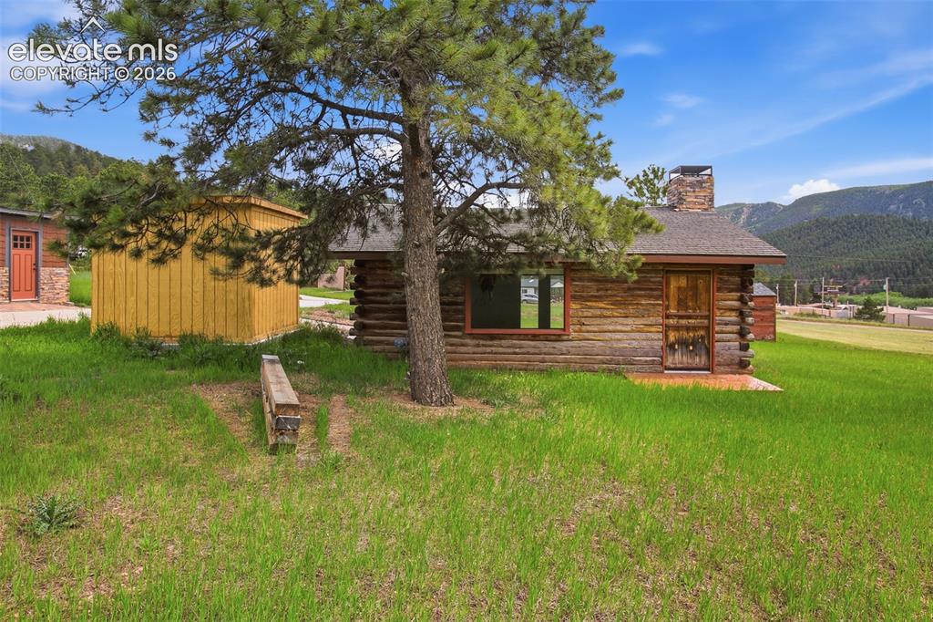 Image 5 of 10: Cabin + Storage 1