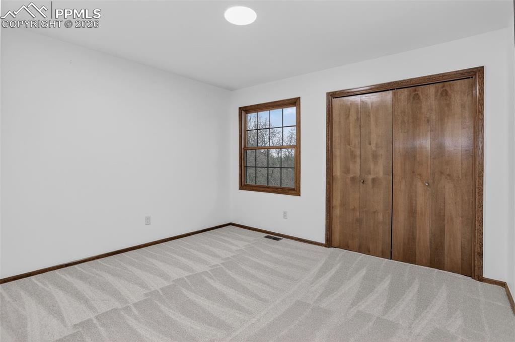 Image 17 of 49: Bedroom
