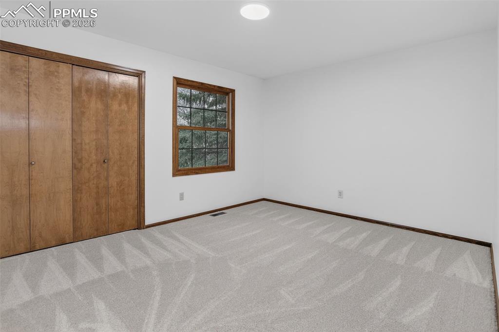 Image 19 of 49: Bedroom