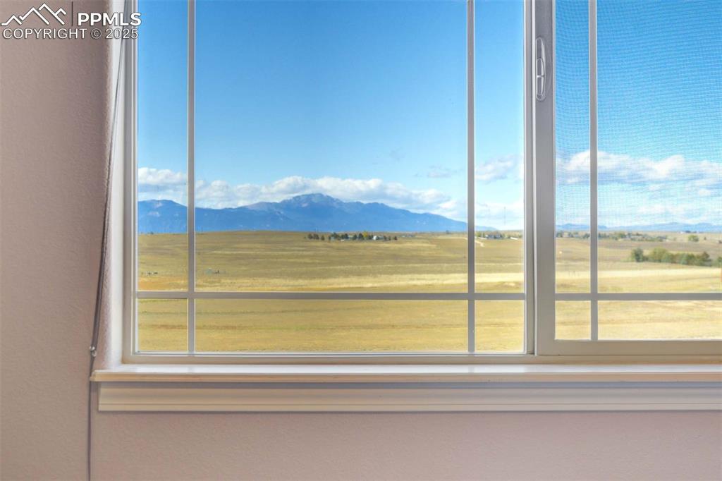 Image 26 of 48: View