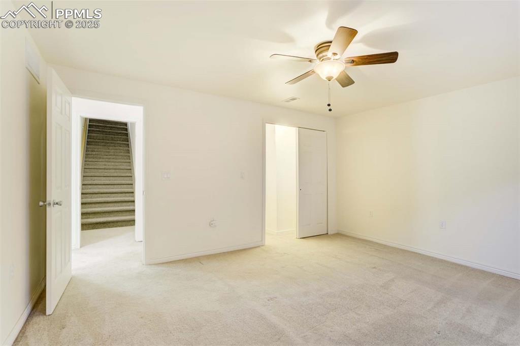 Image 39 of 48: Bedroom