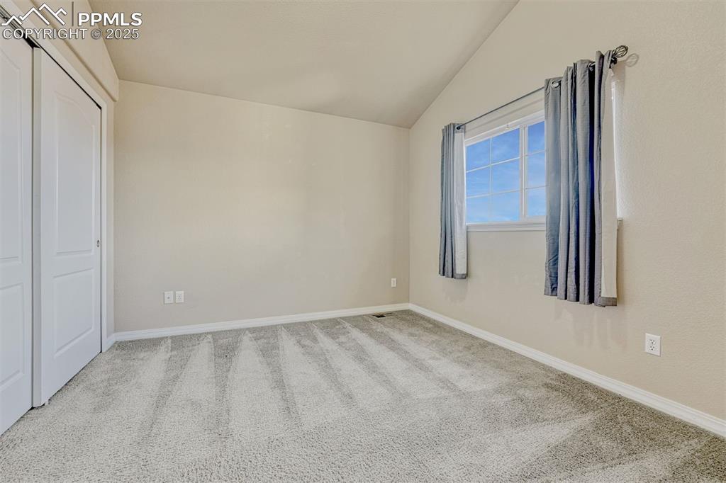 Image 18 of 43: Bedroom