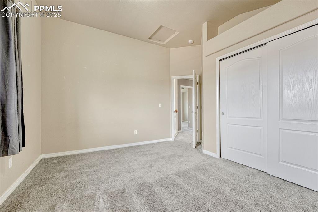 Image 19 of 43: Bedroom