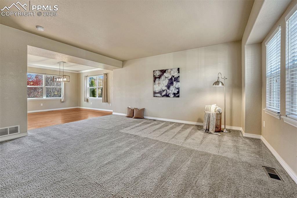 Image 29 of 43: Living Room