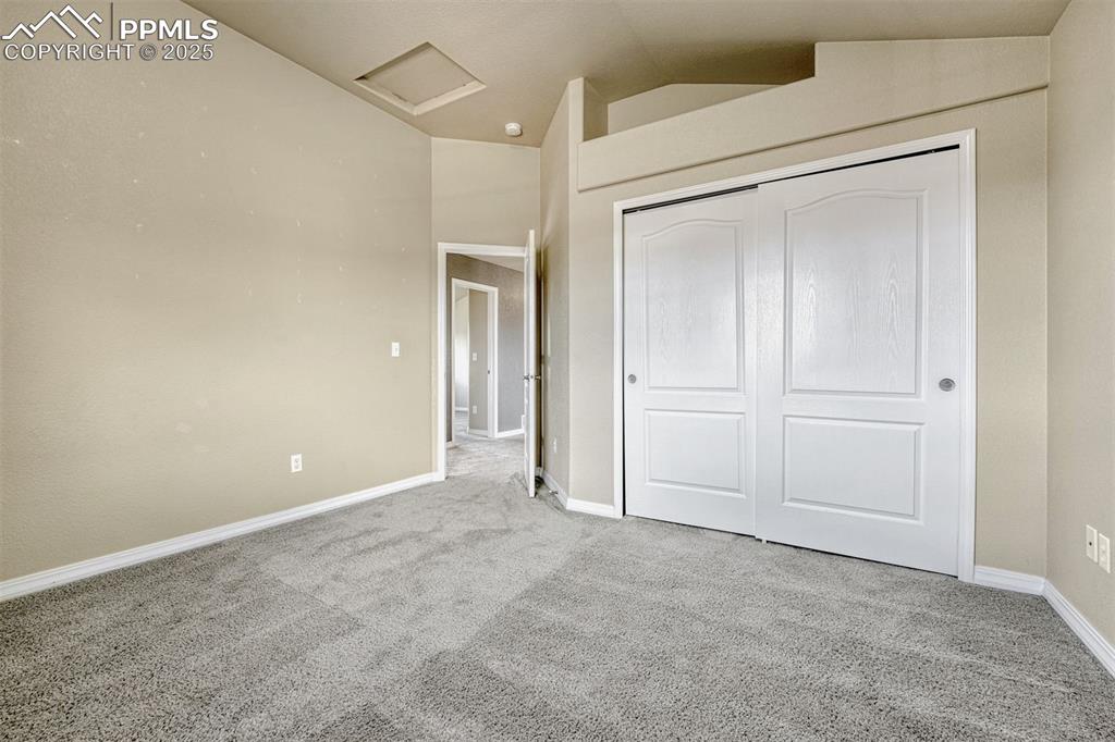 Image 36 of 43: Bedroom