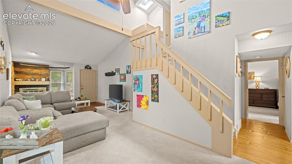 Image 7 of 28: Living Room