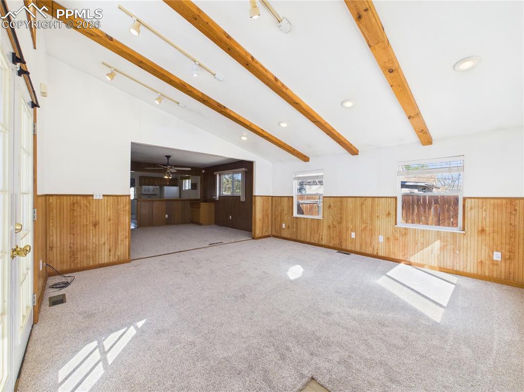 Image 19 of 35: Bonus Room