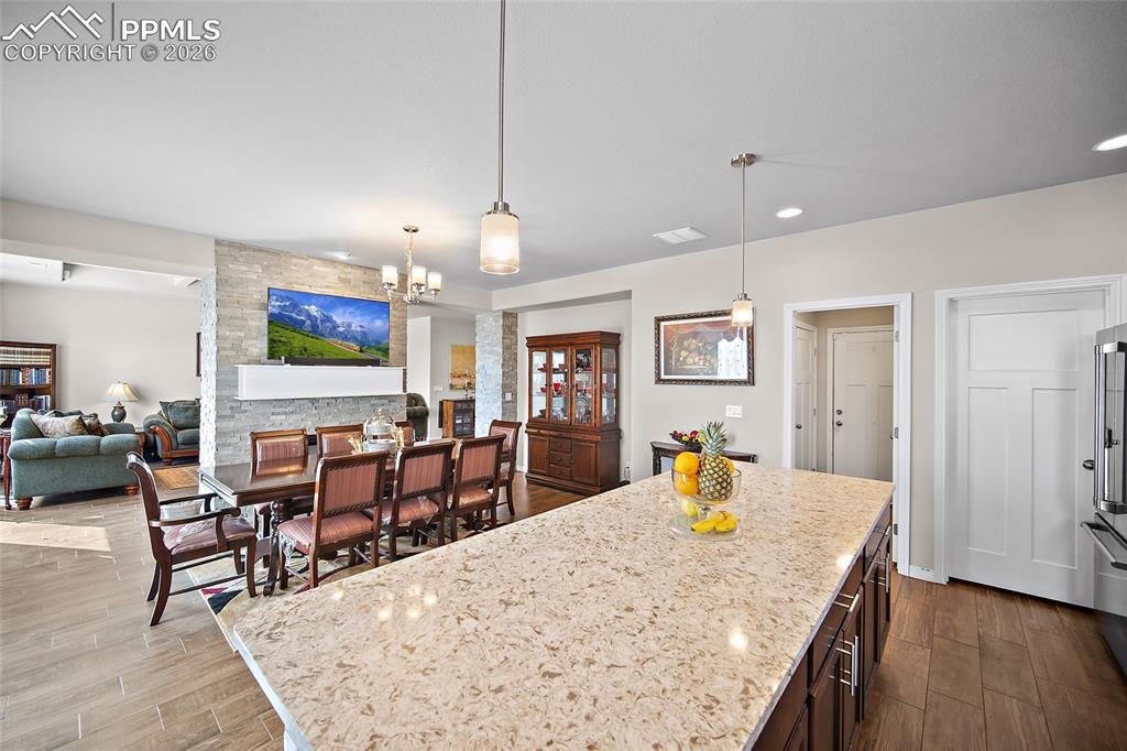 Image 11 of 31: Kitchen